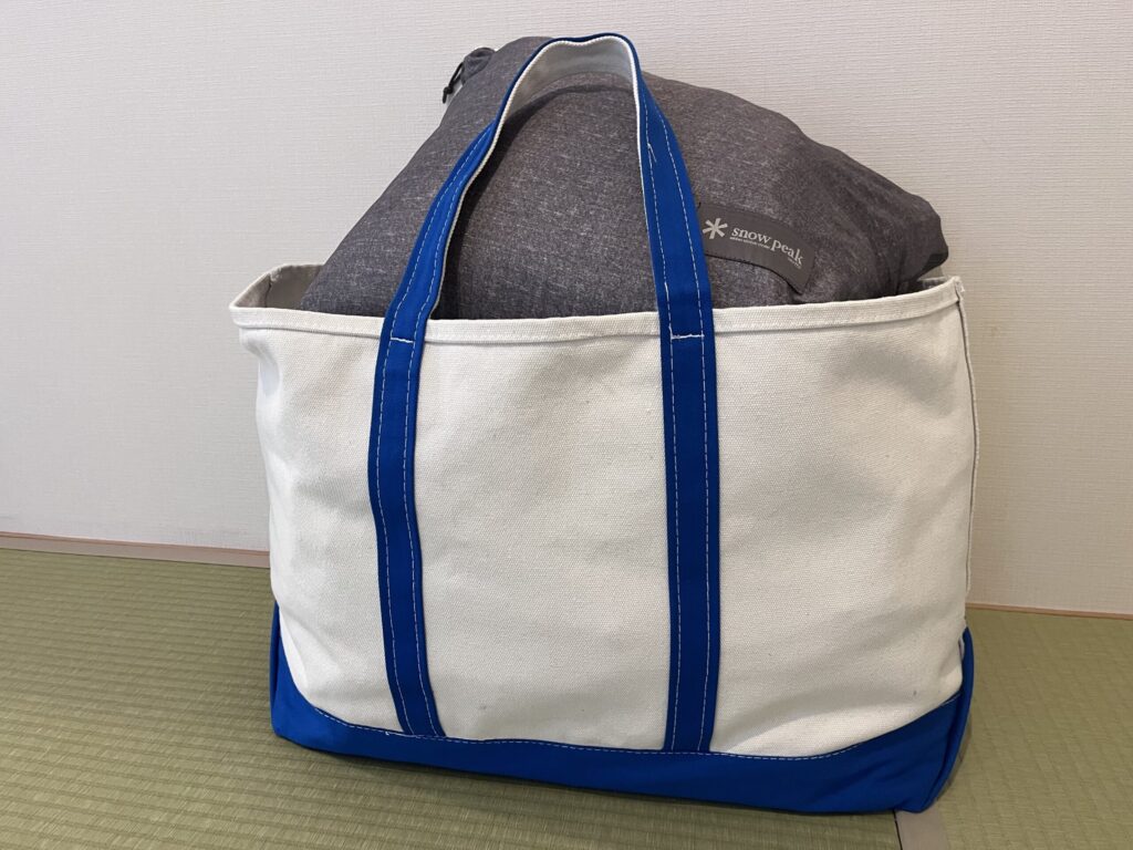大きなバッグ