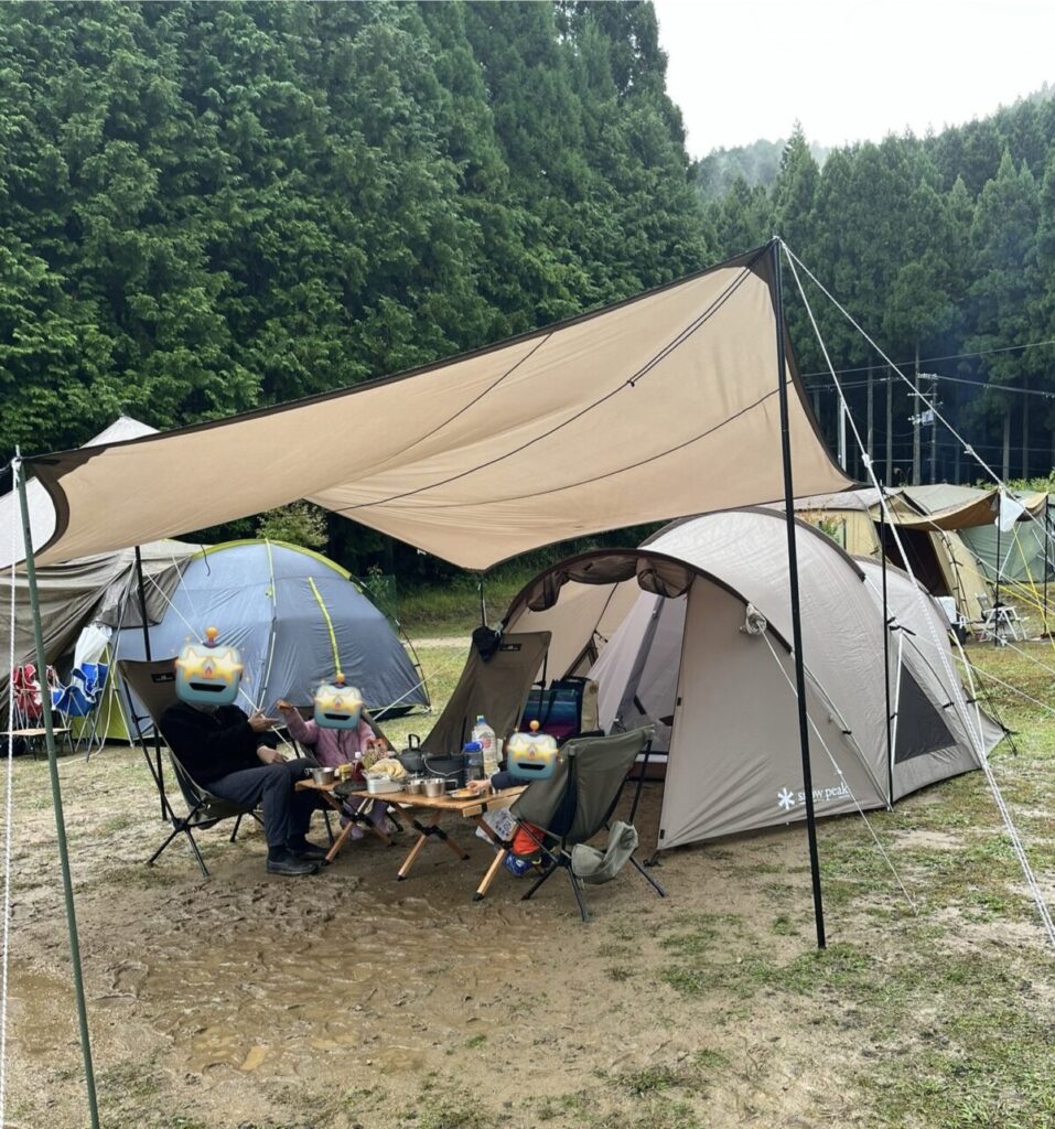 雨の日のキャンプ。