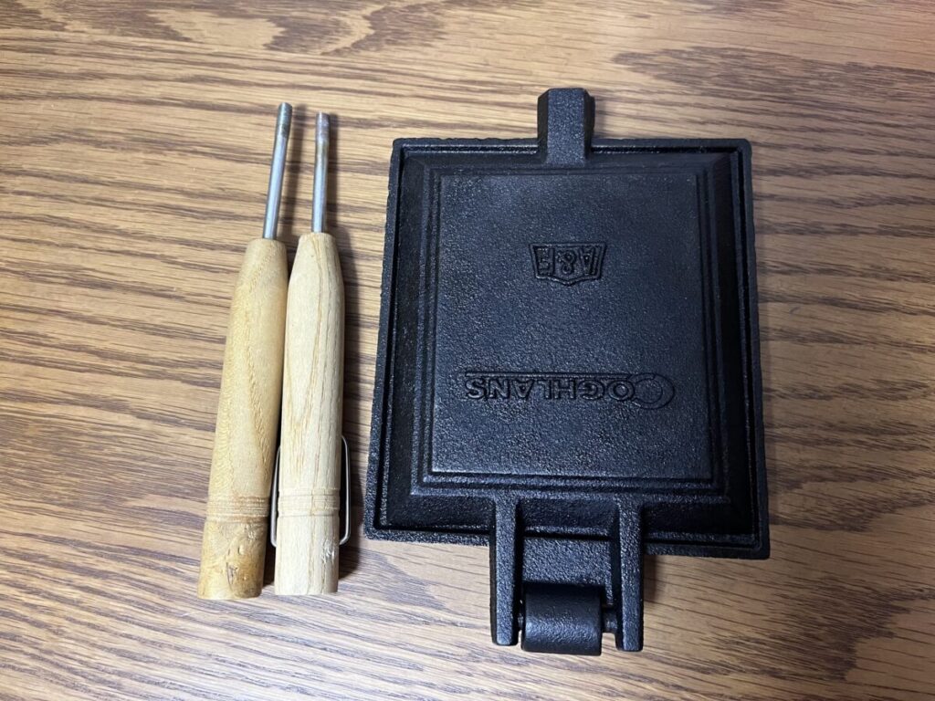 コンパクトに収納可能なホットサンドメーカー