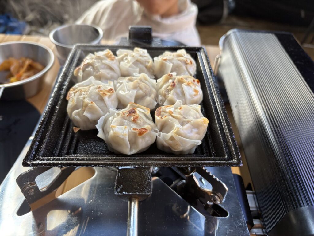 しゅうまい。キャンプでも簡単に作れて、子どもたちが喜んでくれるから嬉しい。